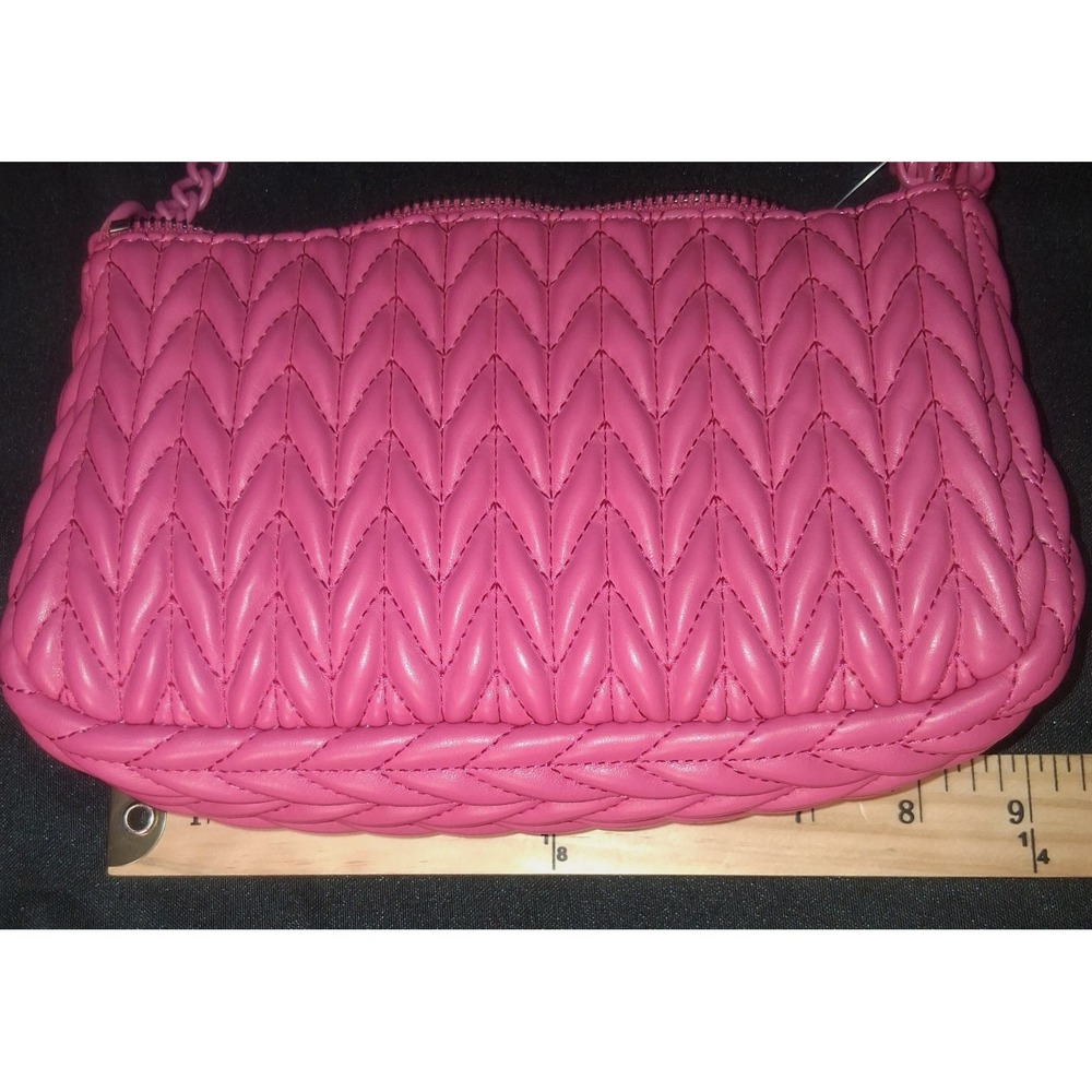 Urban Expressions Crossbody Bag Hot Pink Quilted 9 x 6 x 2.5 - Picture 7 of 7